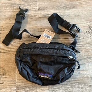 ✨New w Tags Patagonia Black Lightweight Travel Hip Pack Packable
